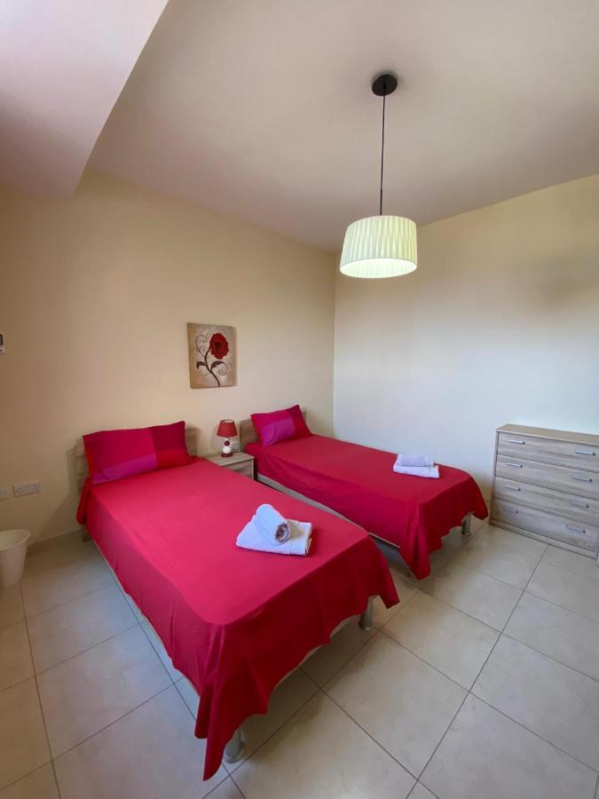 Newly Refurbished Mellieha Central Apartment Dış mekan fotoğraf